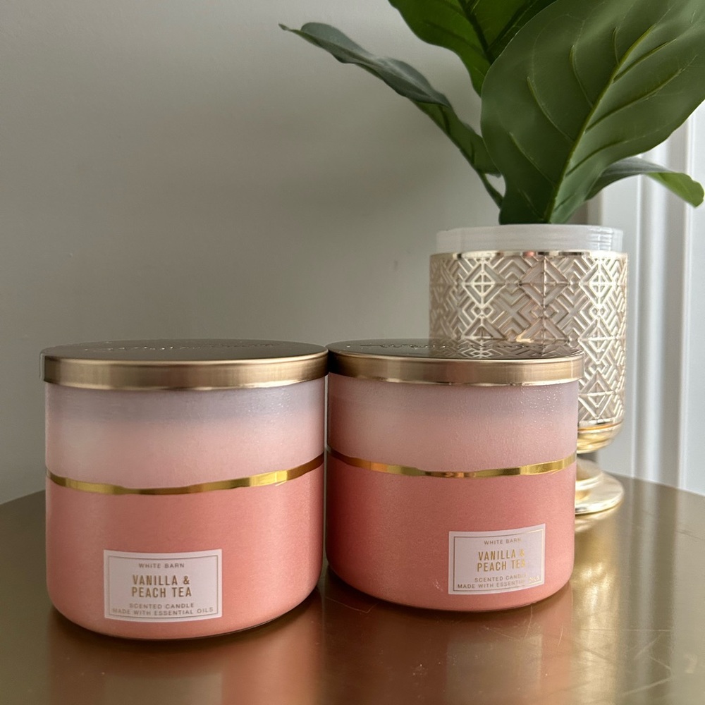 Bath and Body Works Vanilla & Peach Tea Pink and Gold 3-Wick Candles, Set of 2
